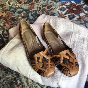Naturalizer 7.5 Huarache Flat.